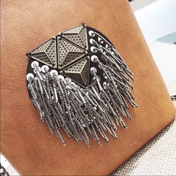 Stunning Crossbody Bag - Picture 5 of 7